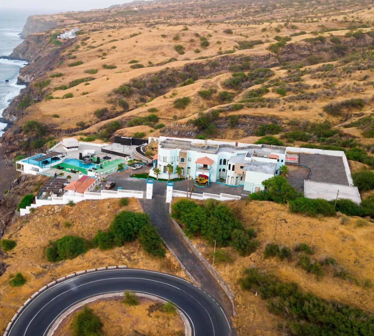 The View Hotel Сан-Филипи Экстерьер фото