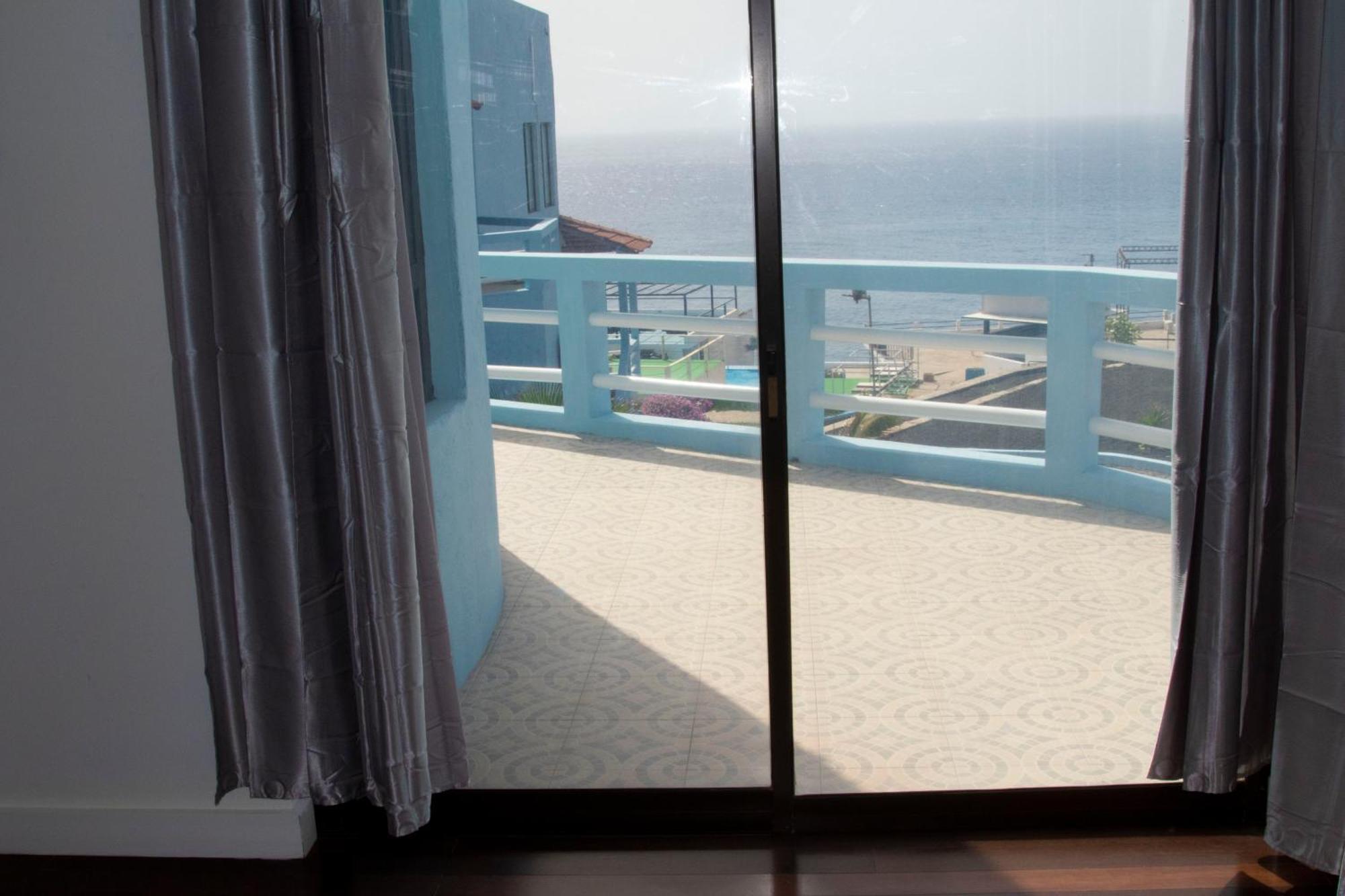 The View Hotel Сан-Филипи Экстерьер фото