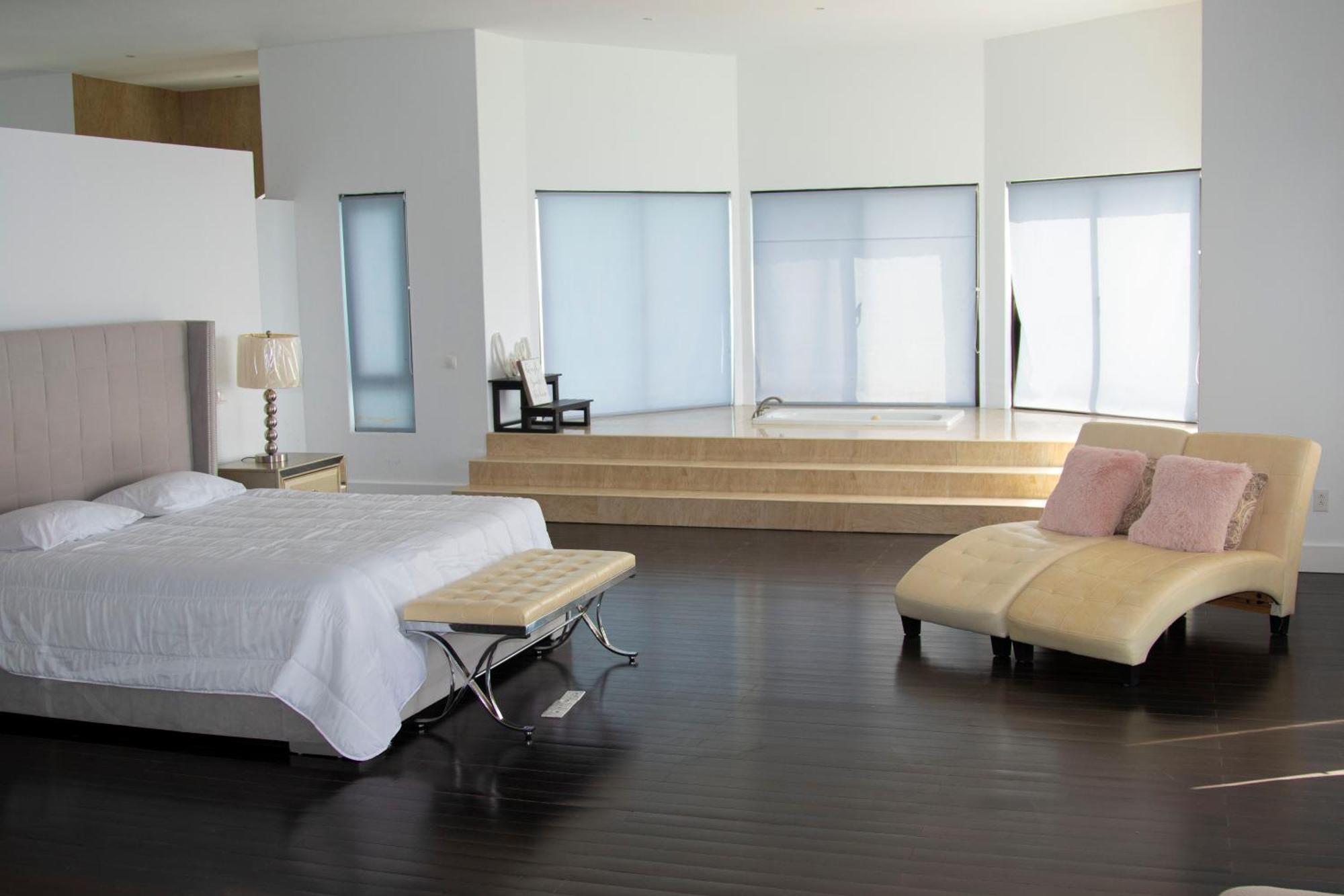 The View Hotel Сан-Филипи Экстерьер фото